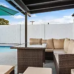 Vacation Paradise In Old Town Scottsdale